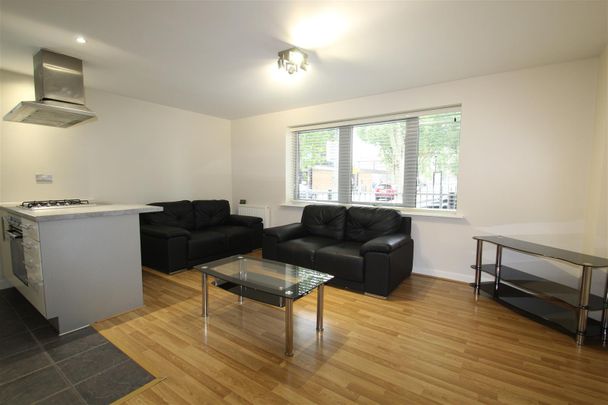 Ellison Apartments, Bow Road - Photo 1