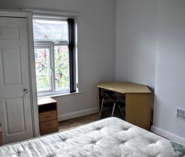 3 bedroom terraced house to rent - Photo 4