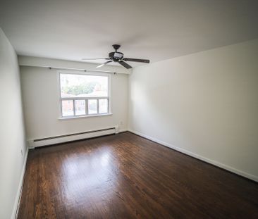 For Lease - 152 Overbrook Place Unit# 2nd Fl, Toronto, Ontario - Photo 5
