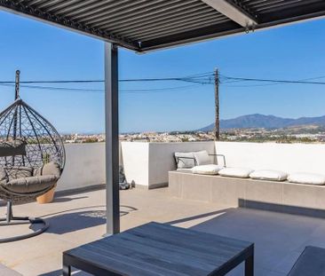 Luxury Villa for rent in Nueva Andalucia, Spain - Photo 2