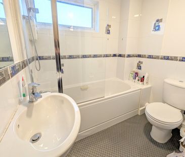 Marston Road, Woking, Surrey, GU21 - Photo 6