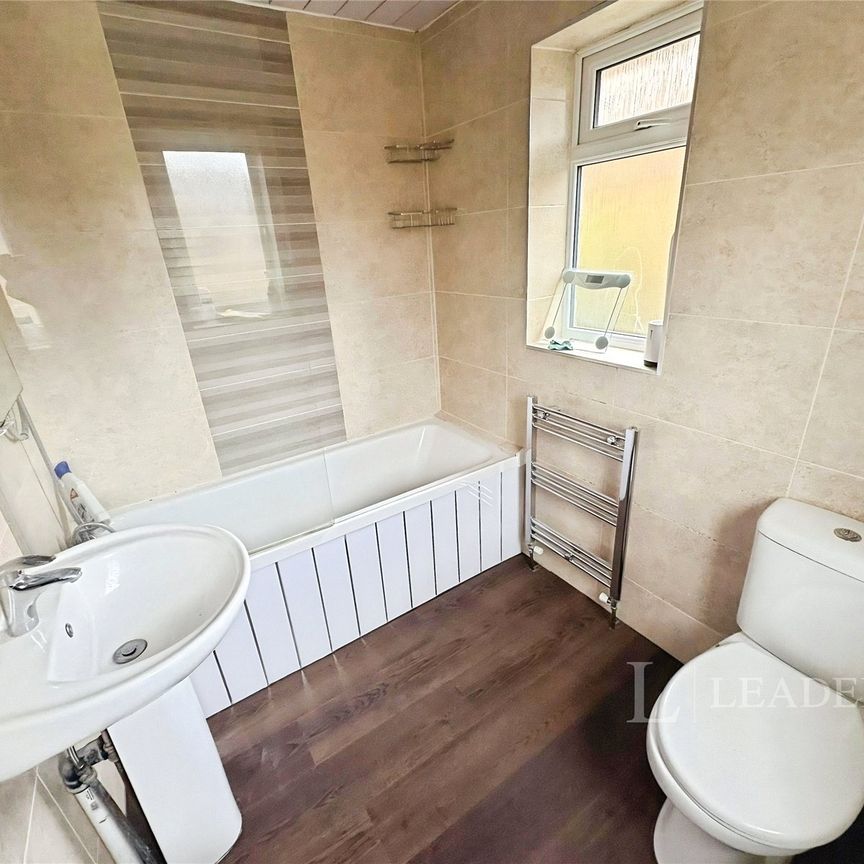 3 bedroom house to rent Granta Road, Sawston, Cambridge, Cambridgeshire, CB22 - Photo 1