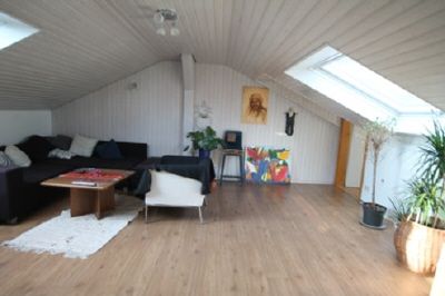 Direkt an der TU WG geeignete 4 Zimmer Wohnung - Photo 1