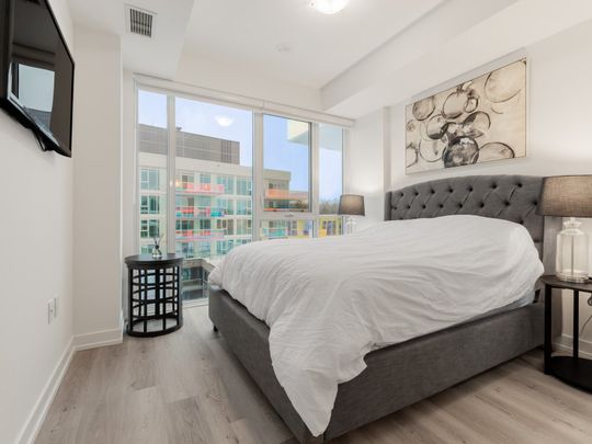 For Lease - 333 Sunseeker Avenue Unit# 528, Innisfil, Ontario - Photo 1