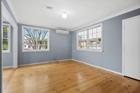 Comfortable Family Home in a Convenient Location - Photo 5