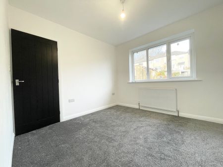 Scott Lane West, Keighley, Riddlesden - Photo 4