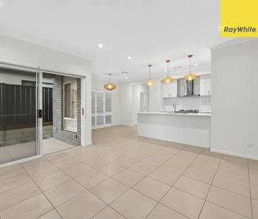 Near-New Metricon Home, 4 Bedrooms 2 Living Areas, Ducted A/C, Sola... - Photo 1