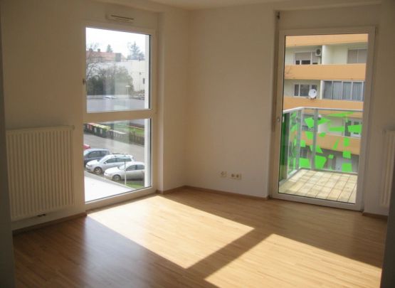 LEND nahe AVL neuwertige, sonnige 3ZI mit Balkon, Tiefgarage - Photo 1