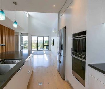Elevate Your Lifestyle at Catalina Bay Drive - Photo 3