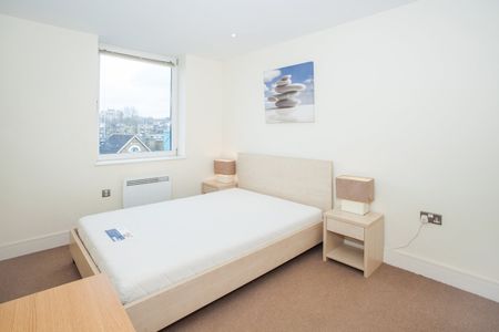 Drayton Park, London, N5 - Photo 2