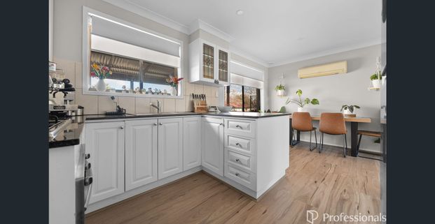 Modern Family Home in Sought-After Windradyne - Photo 1