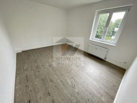 Mit Einbauküche! Moderne 3 Raum-EG-Whg. mit Balkon, Wanne in Pforten! - Photo 1