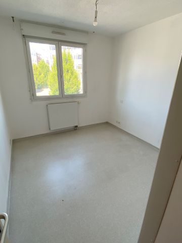 Location Appartement 2 pièces 40m² RODEZ 12000 - Photo 2