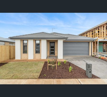 18 Lumberjack Drive, Fraser Rise, Vic 3336 - Photo 1