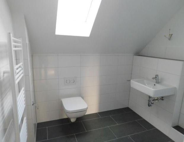 Gemütliche Dachgeschoss Wohnung! - Photo 1