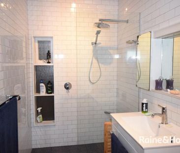 Charming home in the heart of Bomaderry - Photo 5
