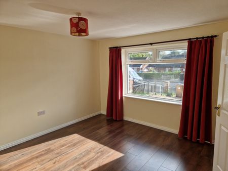 3 Bed Terraced House, Hungerhill Road, NG3 - Photo 4