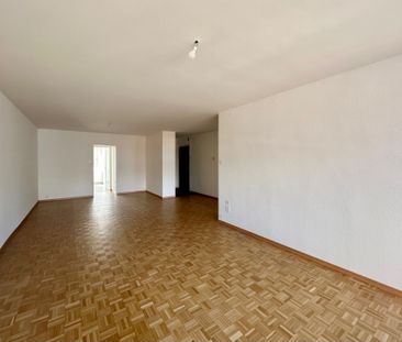 Charmant appartement de 2.5 pièces avec un balcon - Photo 4