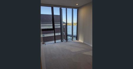 Modern 2 Bedroom 2 Bathroom River Views w/ Infinity Pool - Photo 2
