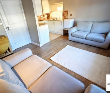 1 Bedroom Flat/Apartment To Let - Photo 4