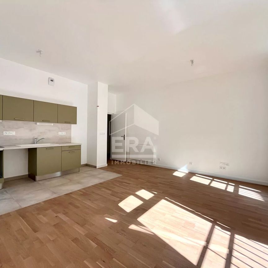 Appartement Saint Malo 4 pièce(s) 80.59 m2 à louer nu - Photo 1