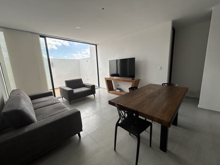 Departamento de 2 recámaras, amueblado, en privada con amenidades. - Photo 3