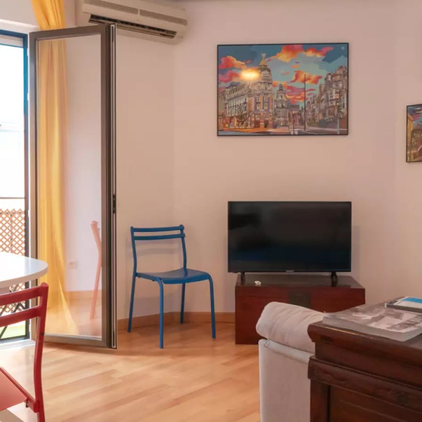 2-bedroom apartment for rent in San Diego, Madrid, bills included - Foto 1
