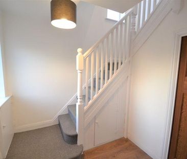 3 bedroom semi-detached house to rent - Photo 4