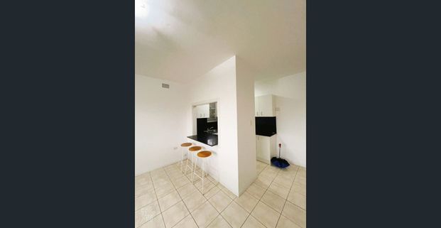 Spacious apartment in quiet neighborhood, Move-in condition！CONFIRM THE LEASE TERM IN ADVANCE! - Photo 1