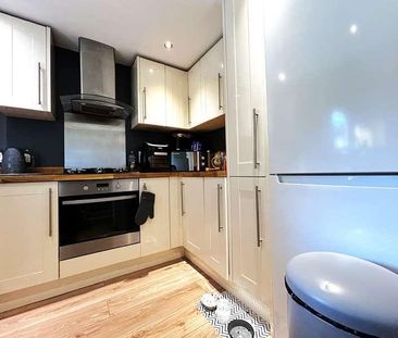 Campden Close, Witney, Oxfordshire, OX28 - Photo 2