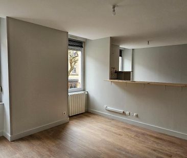 Location Appartement 4 pièces 73m² PRIVAS 07000 - Photo 1