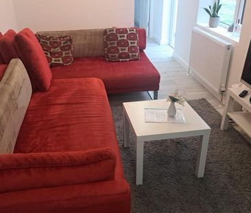 Flat to rent - Photo 3