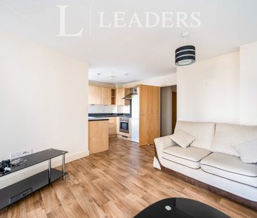 2 bedroom apartment to rent The Roundhouse, Gunwharf Quays, Portsmo... - Photo 1