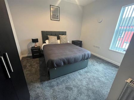 Studio to rent - Photo 2