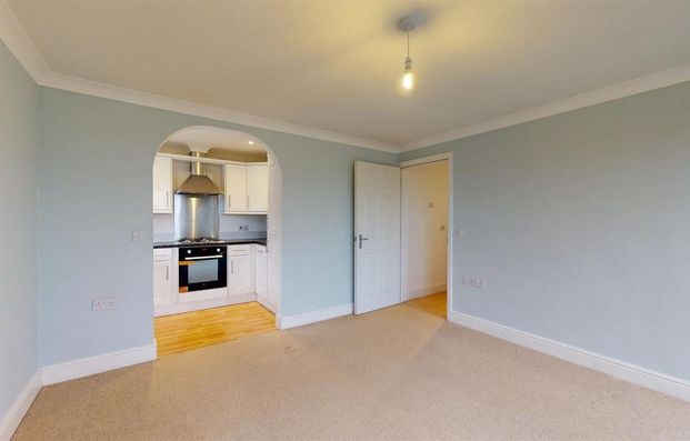 2 bedroom flat to rent - Photo 1