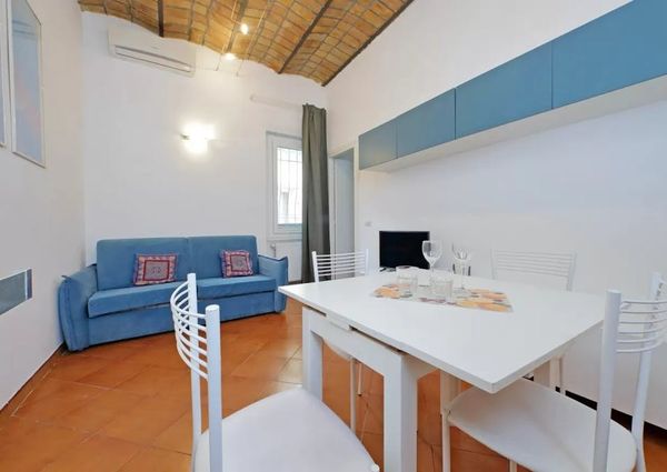 Vicolo del Cinque, Rome, Lazio 00153