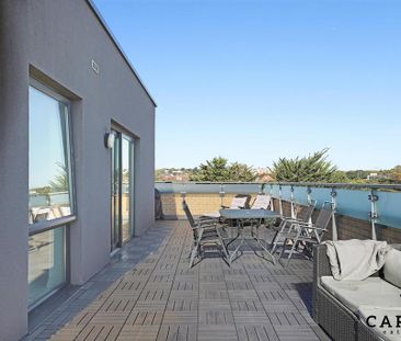 2 bedroom penthouse to rent - Photo 2