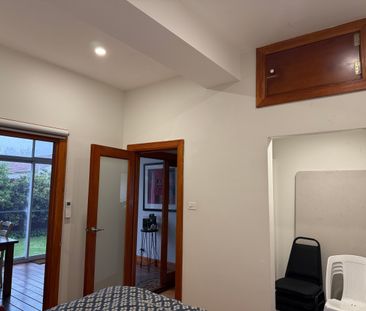 West Footscray - Photo 5