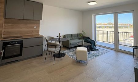 Moderné bývanie v centre mesta Trnava - Photo 2