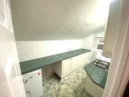 2 bedroom apartment to rent - Photo 4