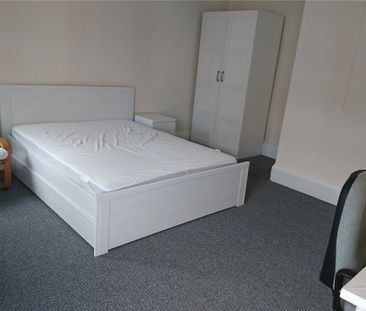 Clinton Street (Student), Beeston, Nottingham, Nottinghamshire, NG9 - Photo 2