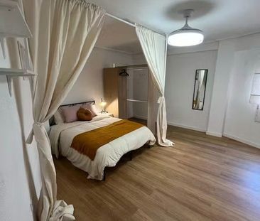 Carrer de Francisco Moreno Usedo, Valencia, Valencian Community 46018 - Photo 1