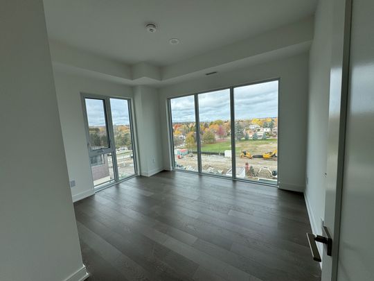 For Lease - 715 Davis Drive, Newmarket, Ontario - Photo 1