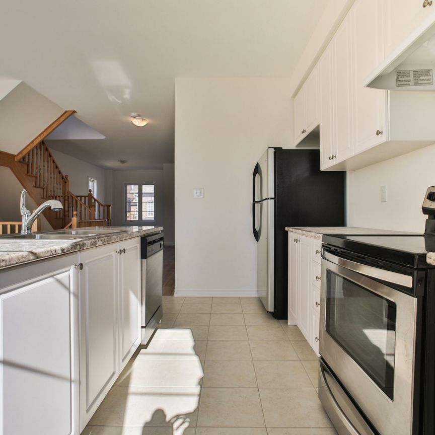 For Lease - 24 POMARINE Way Unit# UPPER, Brampton, Ontario - Photo 1