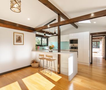 Spacious Renovated Family Home - Photo 4