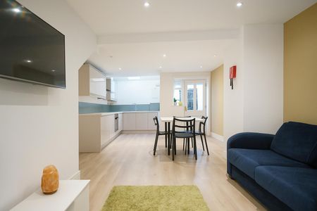 2 Eldon Terrace - Photo 2