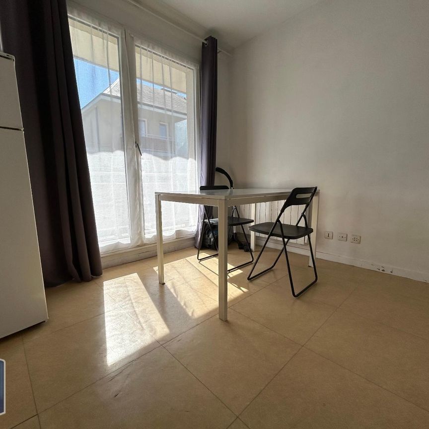 Location Appartement 1 pièce 21m² RAMBOUILLET 78120 - Photo 1