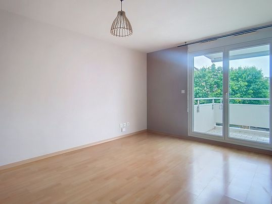 Apartment - Photo 1