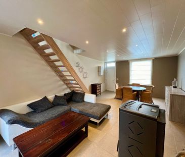 Centraal gelegen woning met 2 slaapkamers en zéér ruime garage! - Foto 5