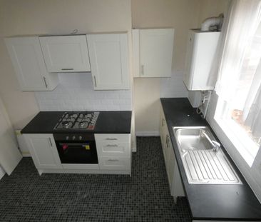 2 Bed Terraced House, Spreadbury St, M40 - Photo 5